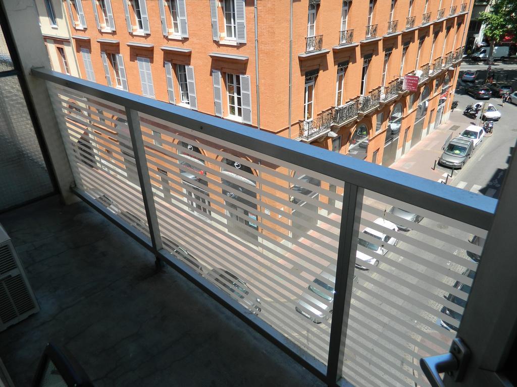 Hotel Ours Blanc - Victor Hugo Toulouse Exterior foto