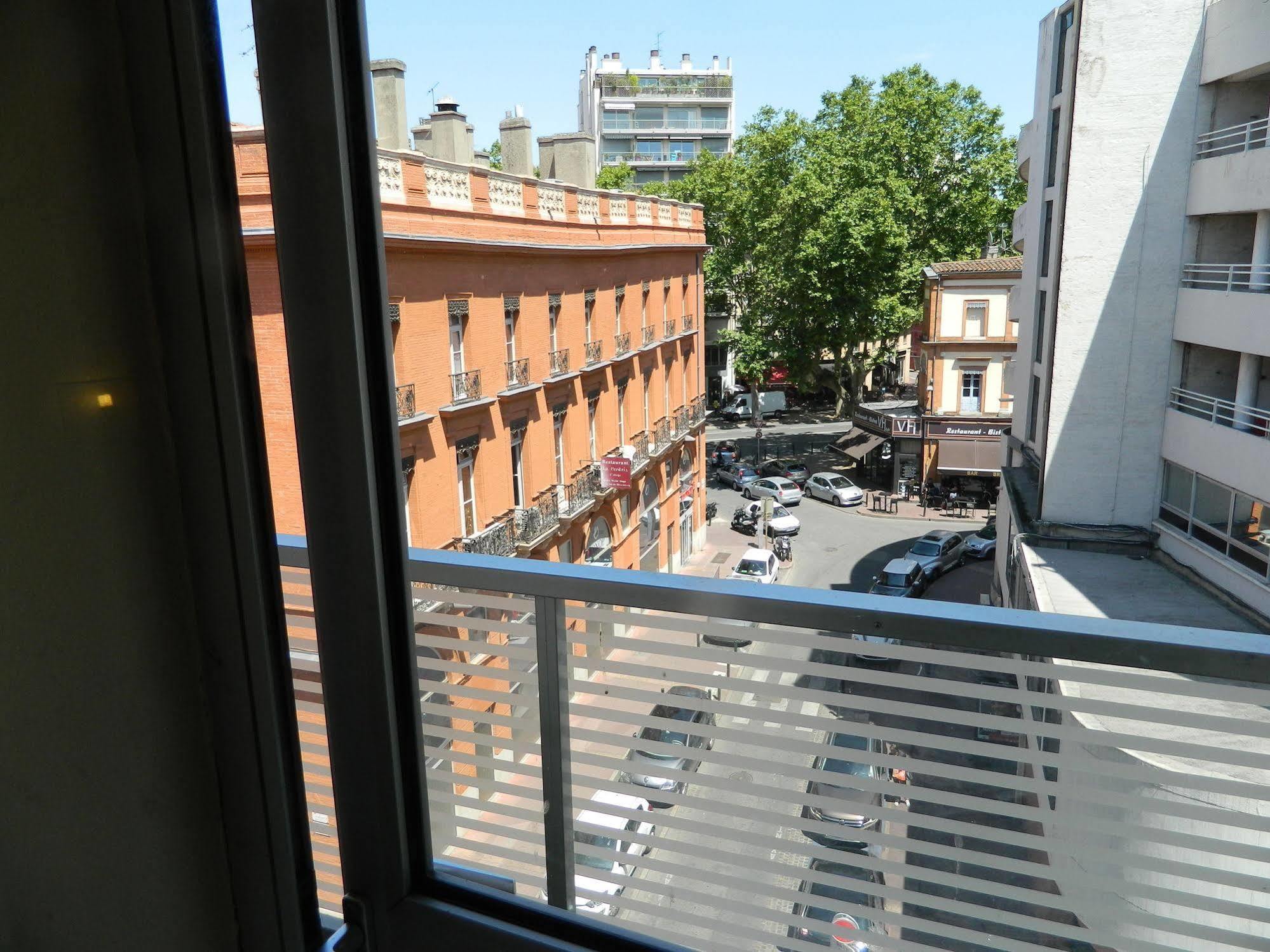 Hotel Ours Blanc - Victor Hugo Toulouse Exterior foto
